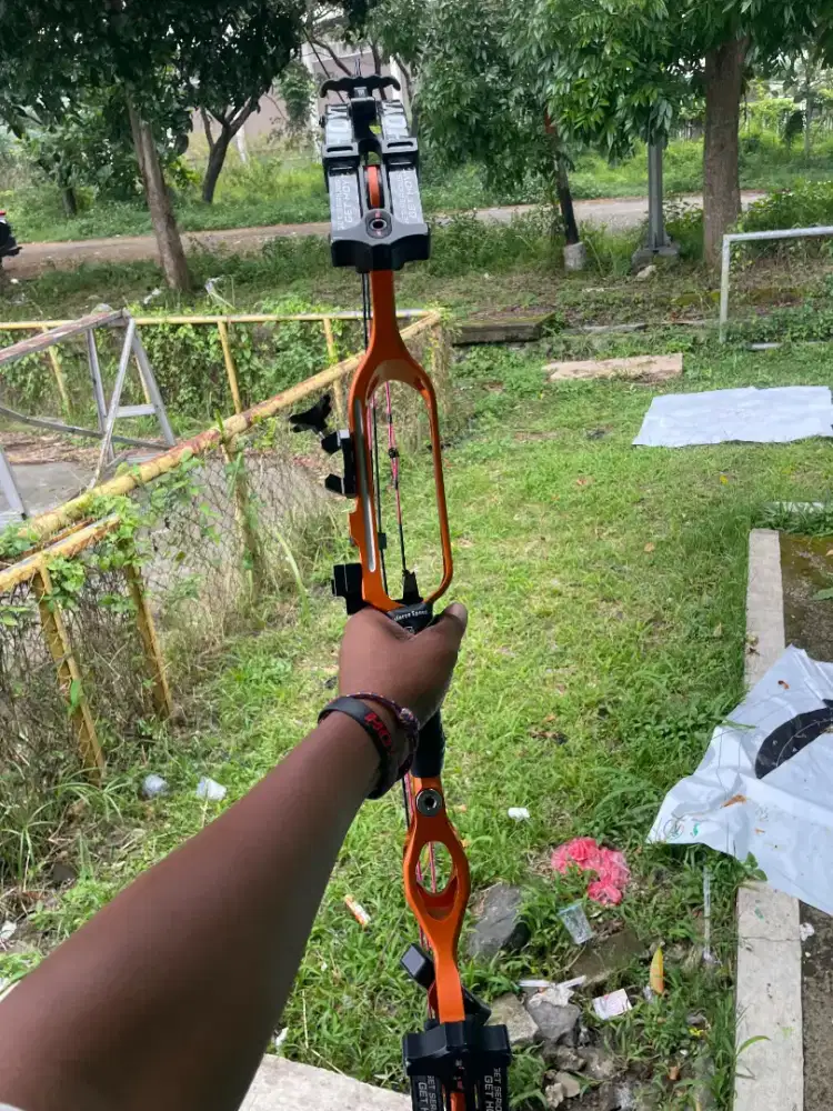 Busur compound Hoyt podium x elite