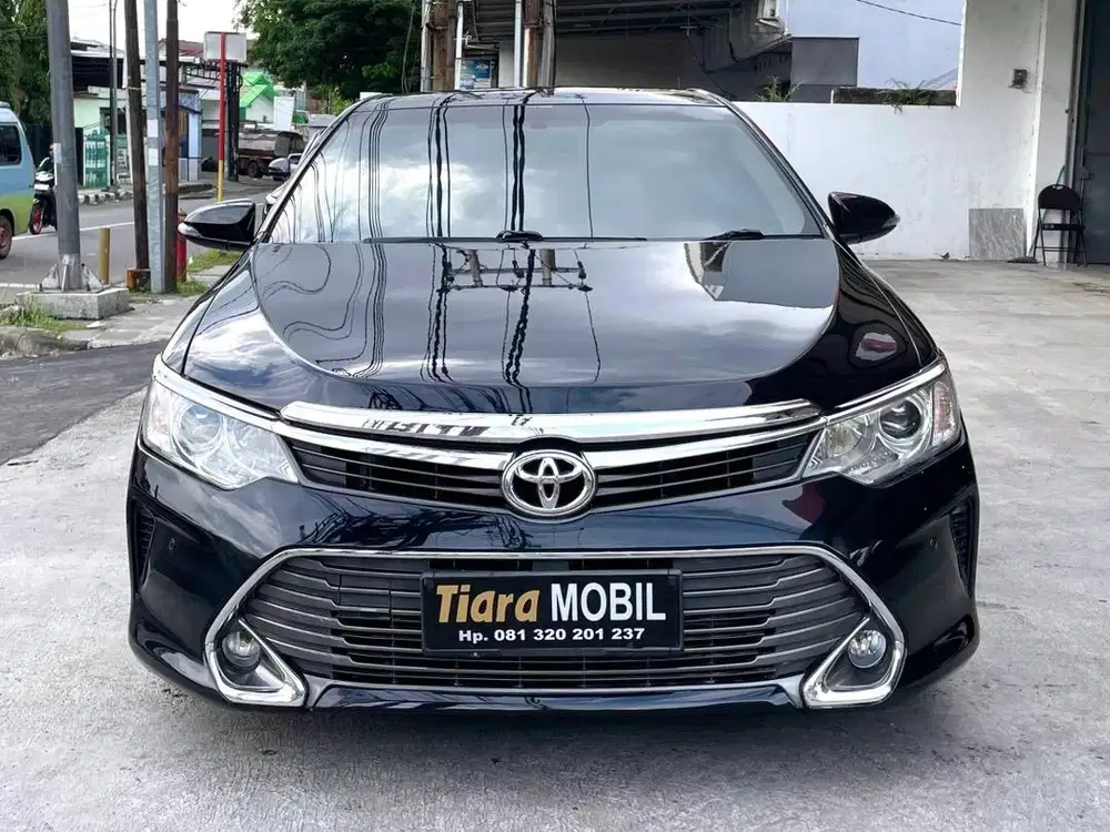 Toyota Camry 2.5 G Automatic Th 2012
