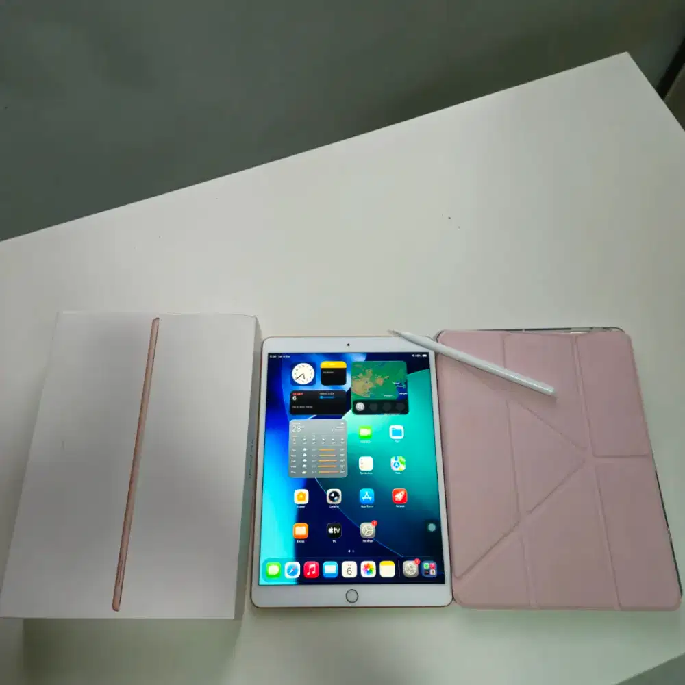 iPad Air 3 64GB Rose Gold Wifi Only Full Set