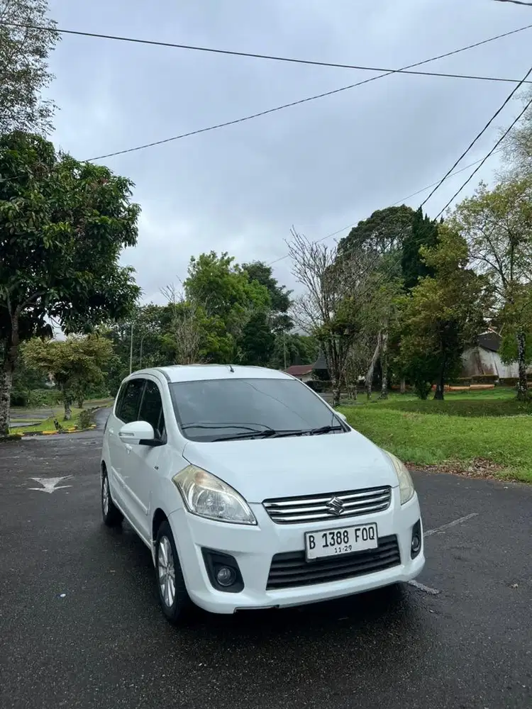 Ertiga Gl Manual tangan pertama 2014