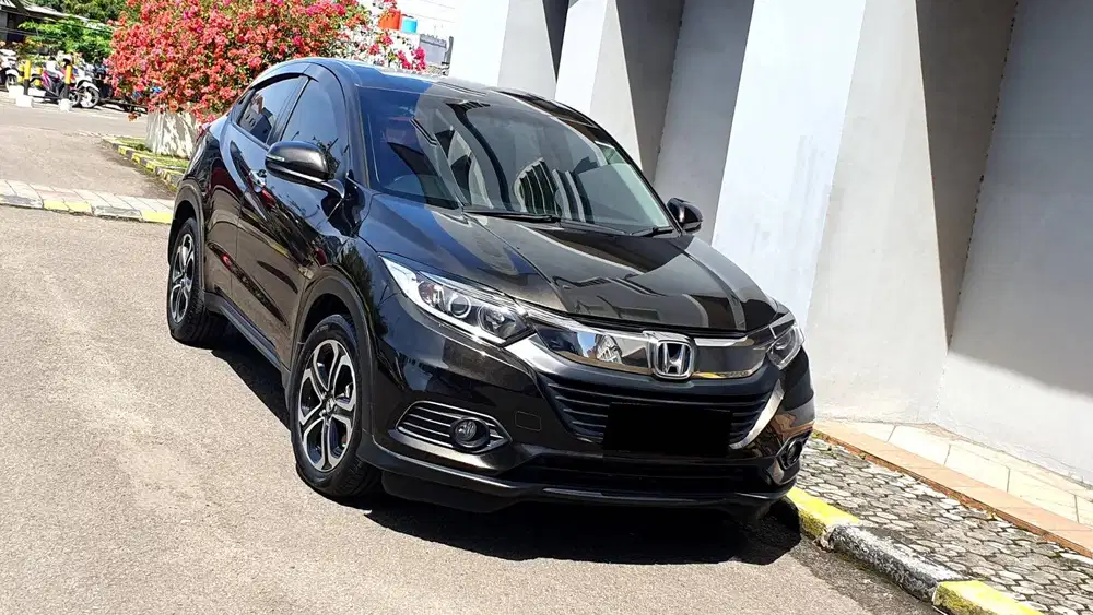 [ GARANSI 5TH ] Honda HRV HR-V HR V 1.5 E CVT Facelift AT 2019/2020