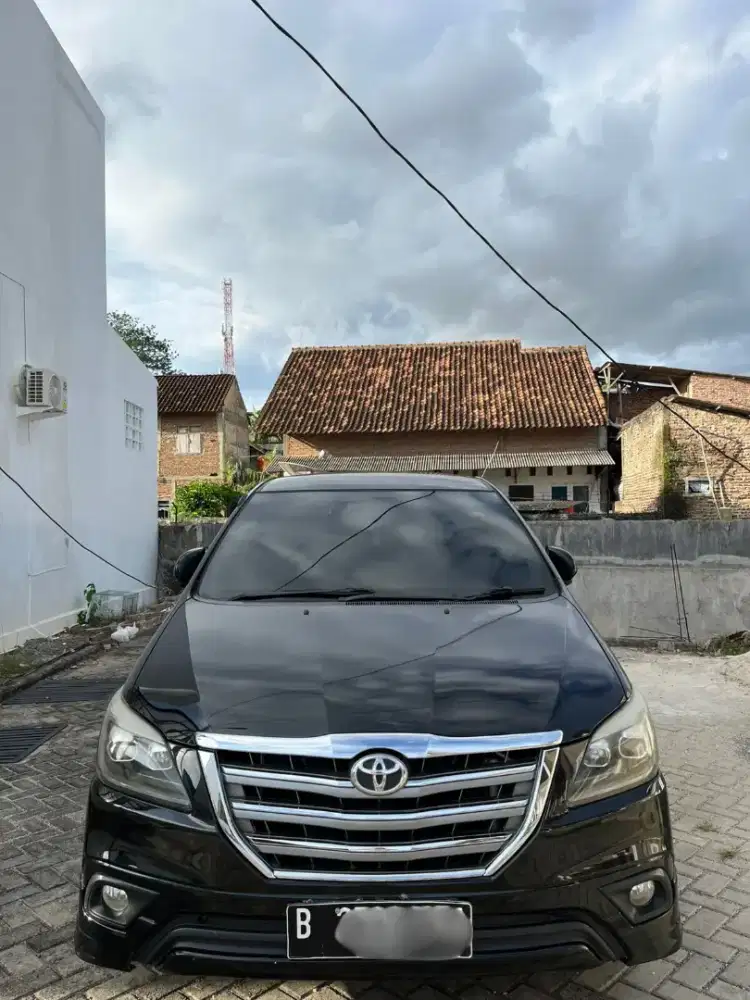 INNOVA G Luxury 2015