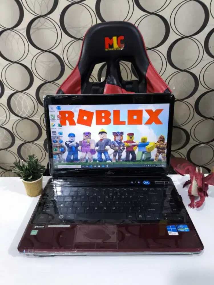 Fujitsu Lifebook LH531 Maroon Edition [RAM 16GB + SSD]