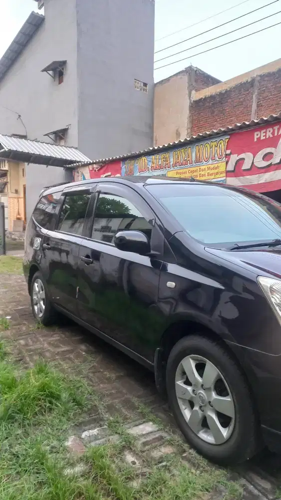 Nissan Grand livina 2008 Bensin