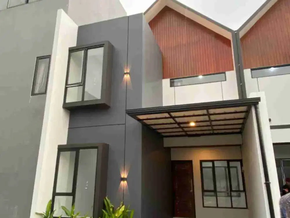 Di jual rumah 2 lantai jakarta selatan siap huni, bebas banjir, lokasi strategis