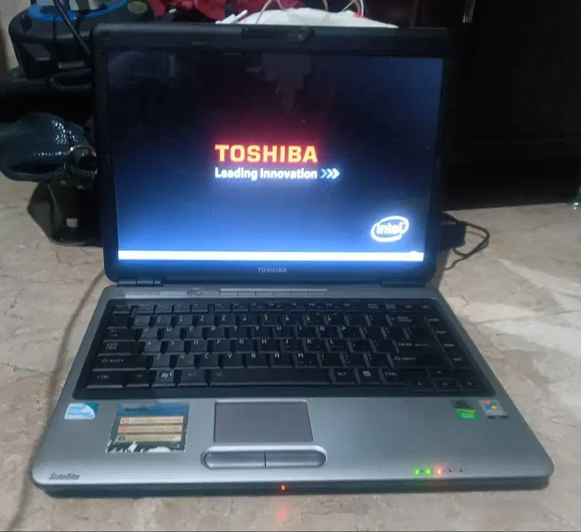 LAPTOP TOSHIBA SATELLITE L310