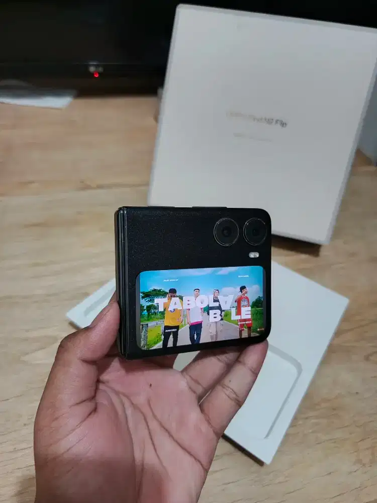 JUAL CEPAT OPPO FIND N2 FLIP 5G 8/256 GB SECOND MURAH