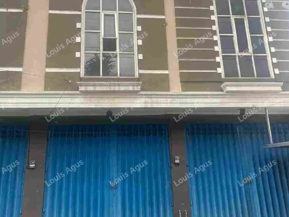 Ruko 2lt Siap Untuk Usaha, Lokasi Strategis Di Jl. Raya Pandansari - Wagir, Kab. Malang

Spesifikasi : 

Luas Tanah : 52m²

Luas Bangunan : 96m²

PLN : 2200 Watt

Air : PDAM

SHM

Free Pajak Dan Balik Nama Pembeli

Harga 675 Juta Nego