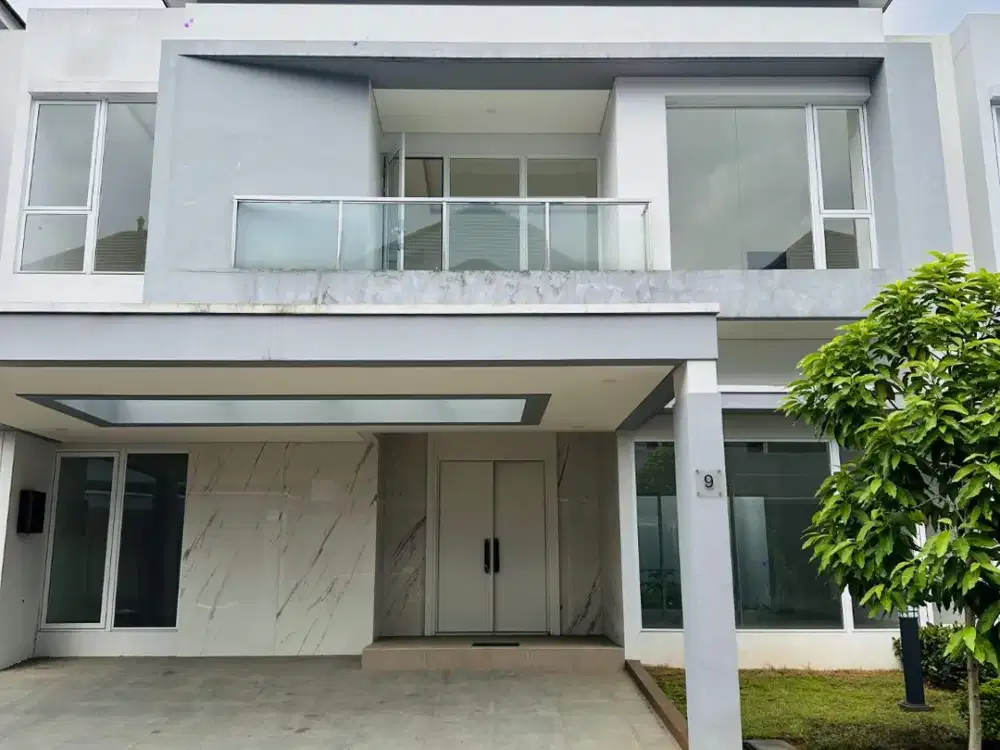 RUMAH DI MENTENG VILLAGE BARU JADI RAPIH