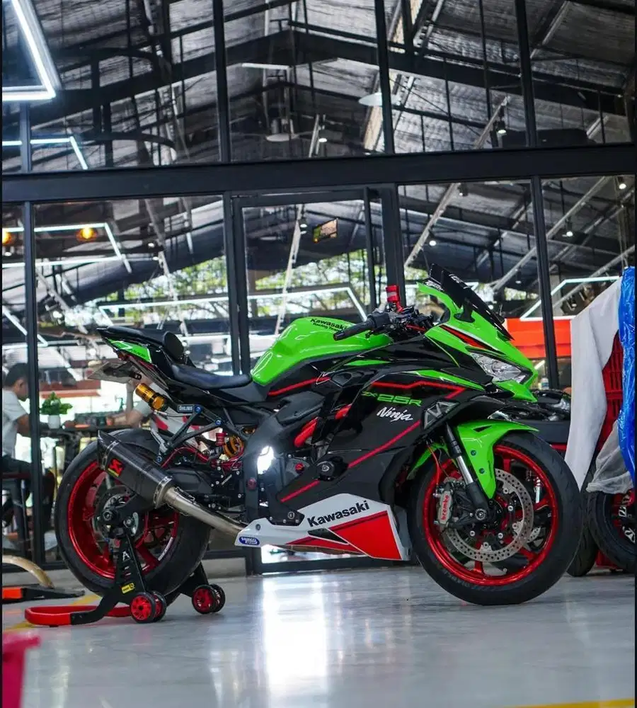 KAWASAKI ZX25R FULLSPEC