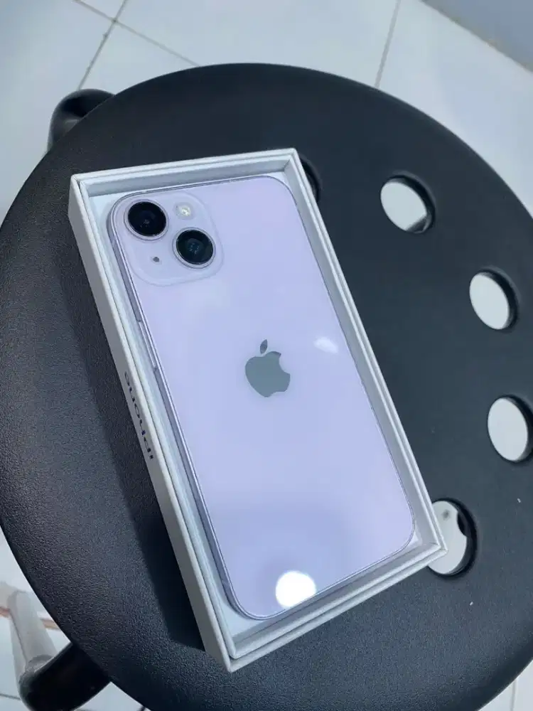 Iphone 14 ungu fullsett inter like new
