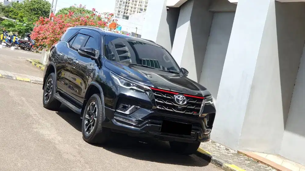 [ GARANSI 5TH ] Toyota Fortuner 2.4 VRZ TRD Sportivo Diesel 2021/2022