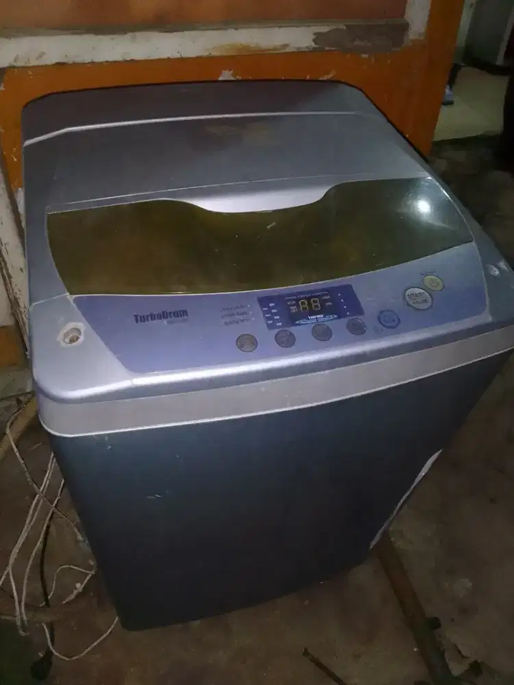 Mesincuci 1 tabung LG