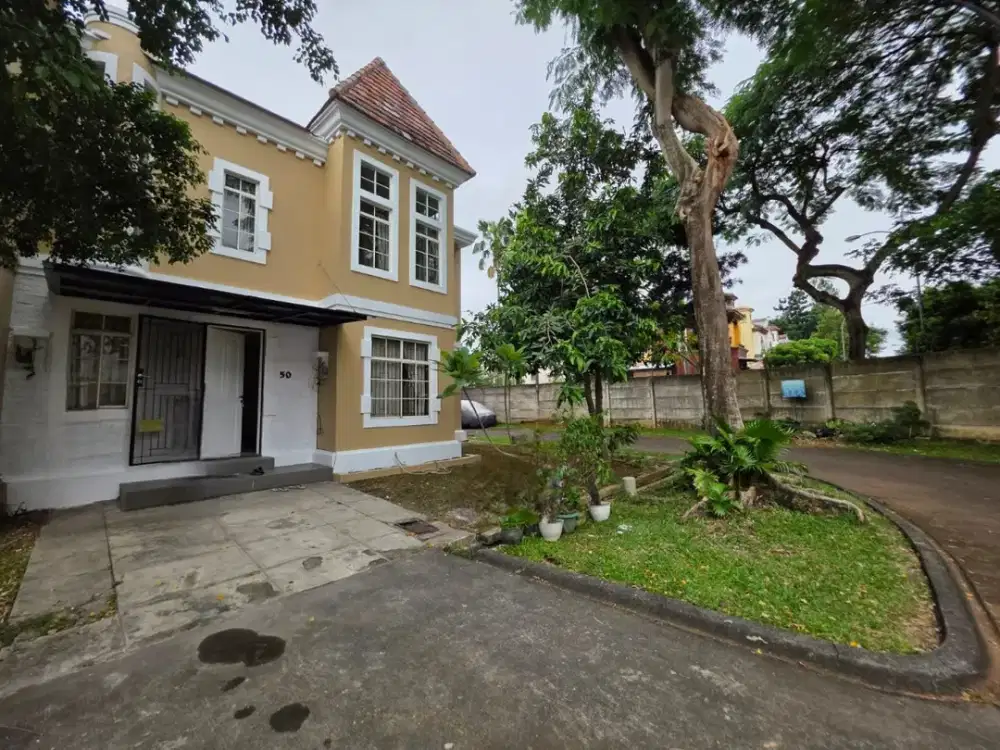 RUMAH HOEK BESAR DI LIPPO KARAWACI