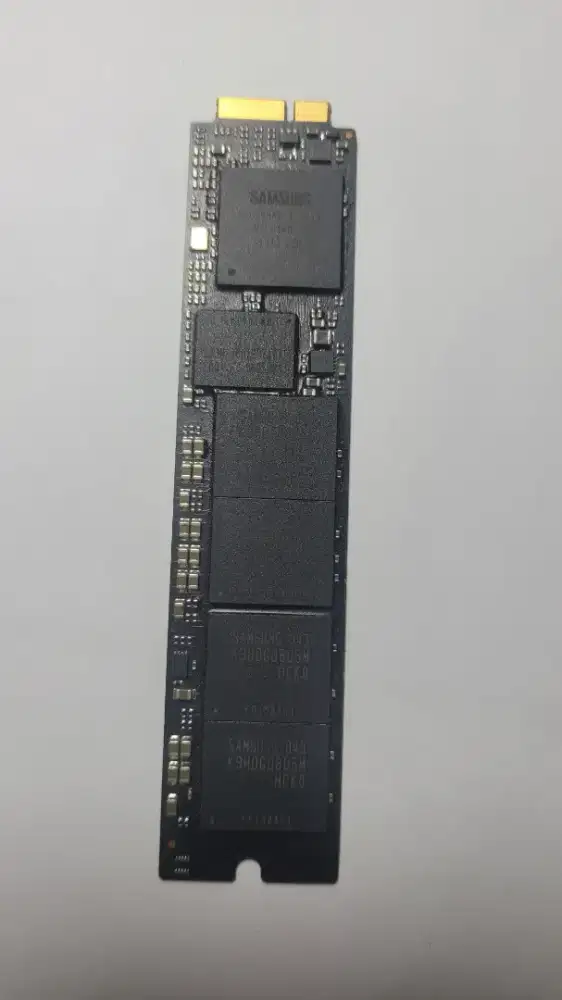 Original Apple/  Samsung SSD 64GB NVMe  M2