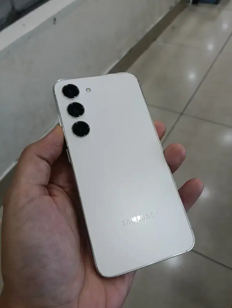 Samsung s23 5g 8/128 resmi Indonesia garansi personal 1 bulan