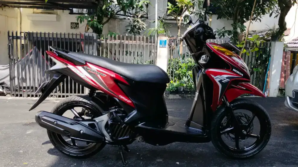 Vario 125Fi KZR Merah Mulus