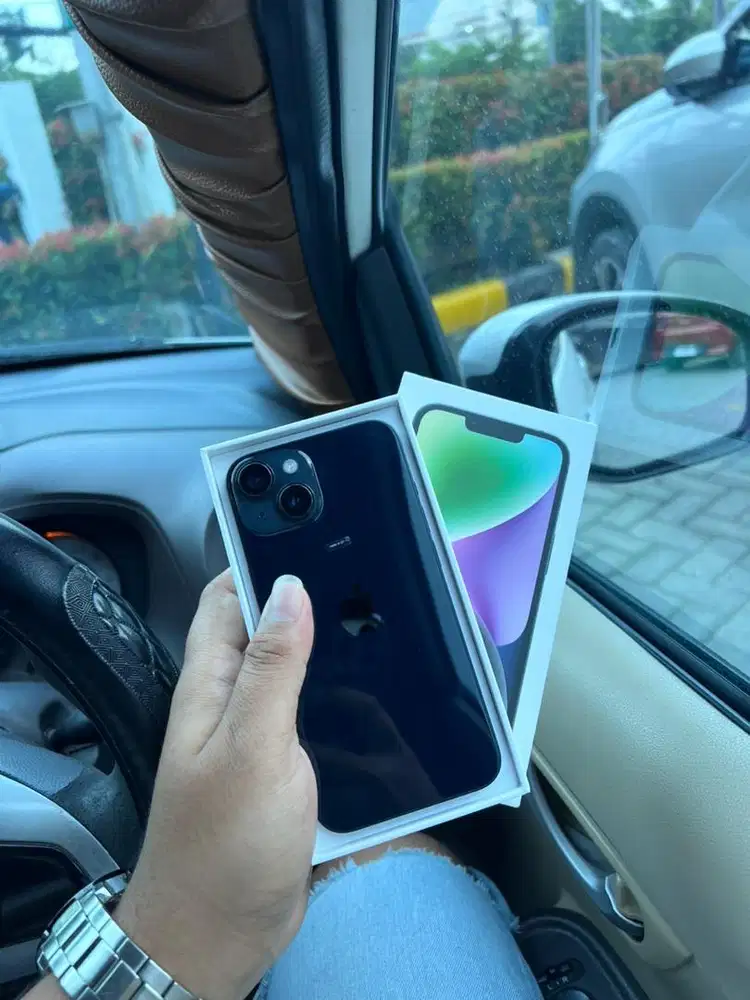 Dijual iphone 14 128 ibox