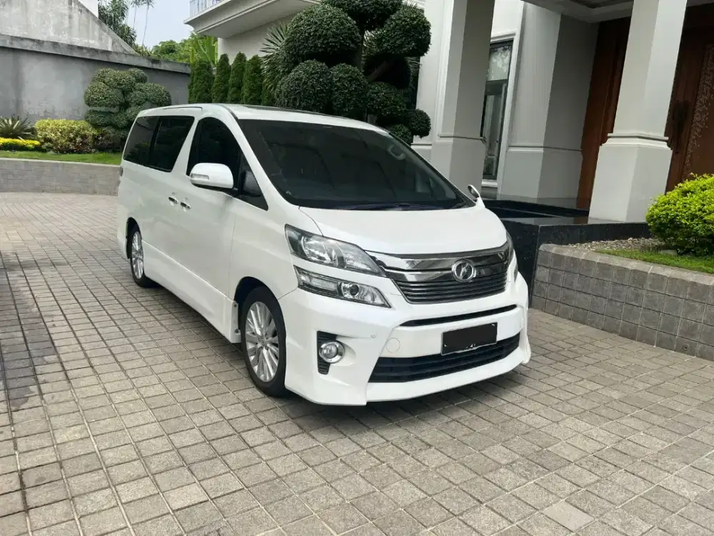 Toyota vellfire 2012 tgn 1 bagus tinggal pakai