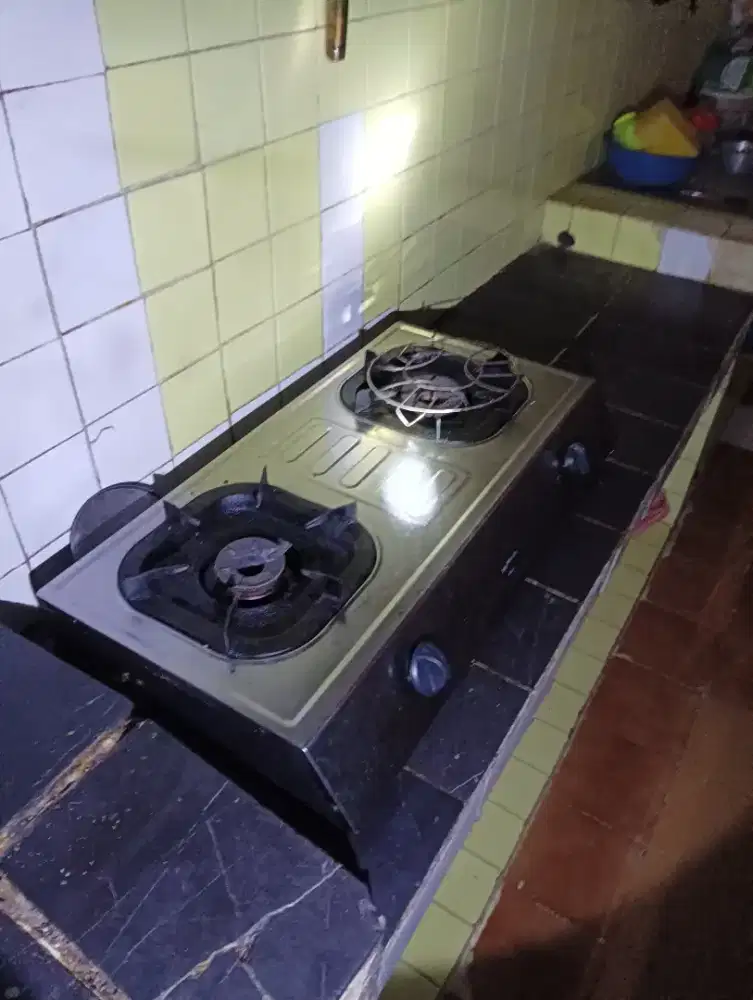 Kompor gas 2 tungku