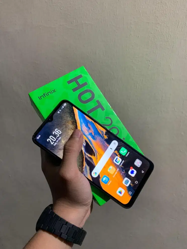 INFINIX HOT 20i 4/64