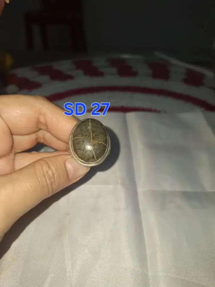 Batu cincin tapak jalak 
Hitam garis perak 
SD 27 Ring perak alpaca