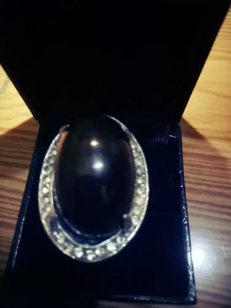 Batu kalimaya black opal banten