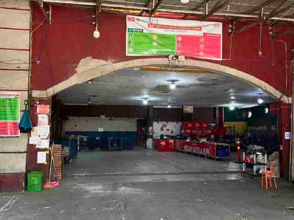 DISEWAKAN GUDANG 1,5 LANTAI DI PERGUDANGAN HARAPAN INDAH BEKASI