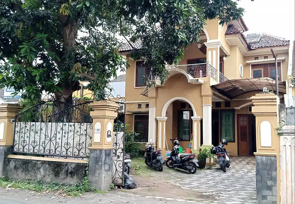 Rumah Luas dekat Kampus ISI Jalan Parangtritis