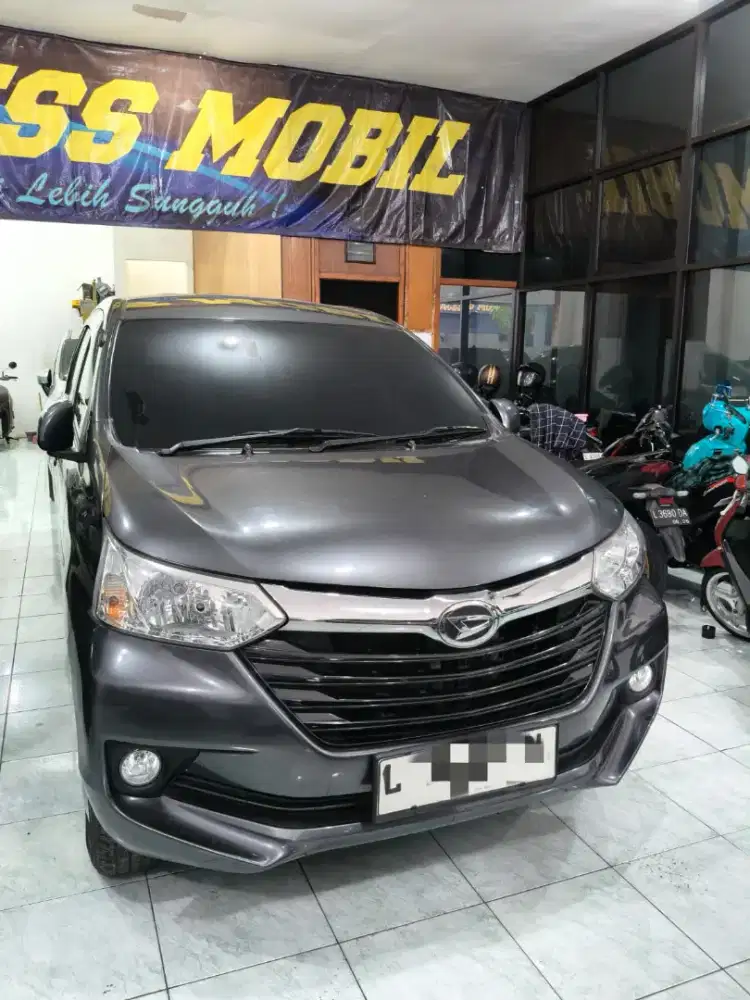 Daihatsu Xenia R 2018 Manual Abu-abu Terawat