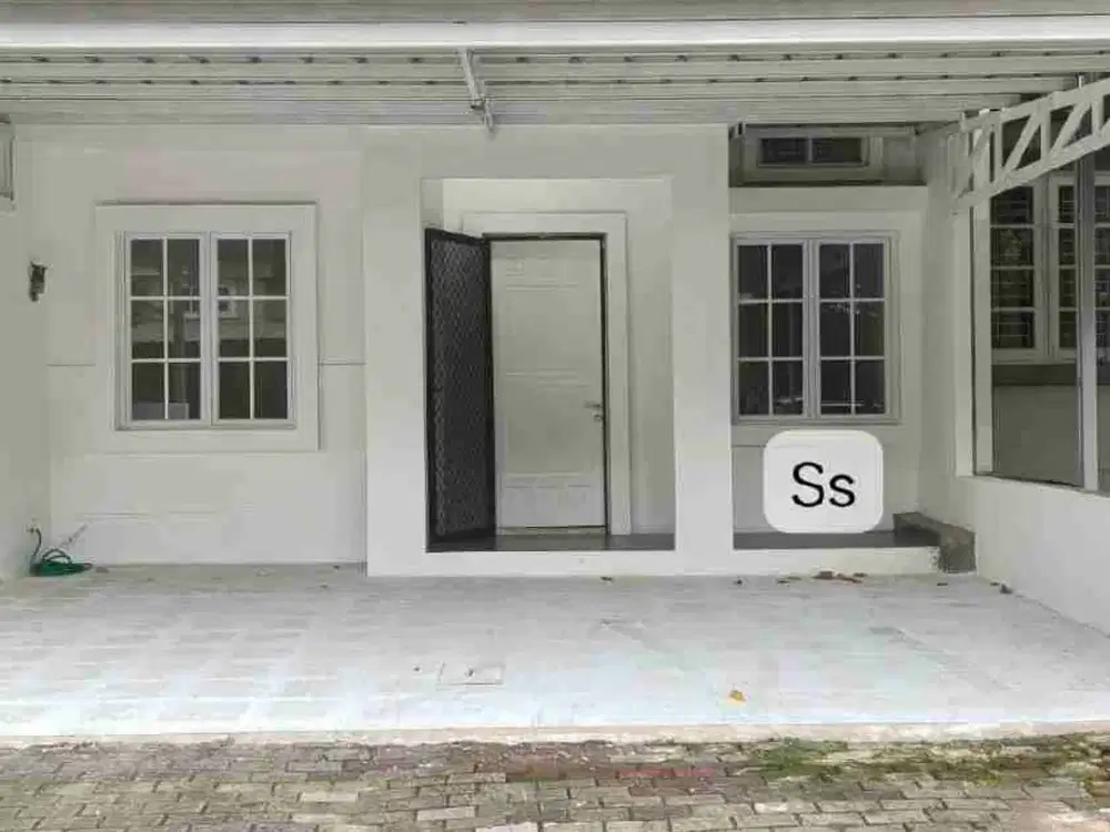 dijual rumah kota wisata Cibubur 1man like new