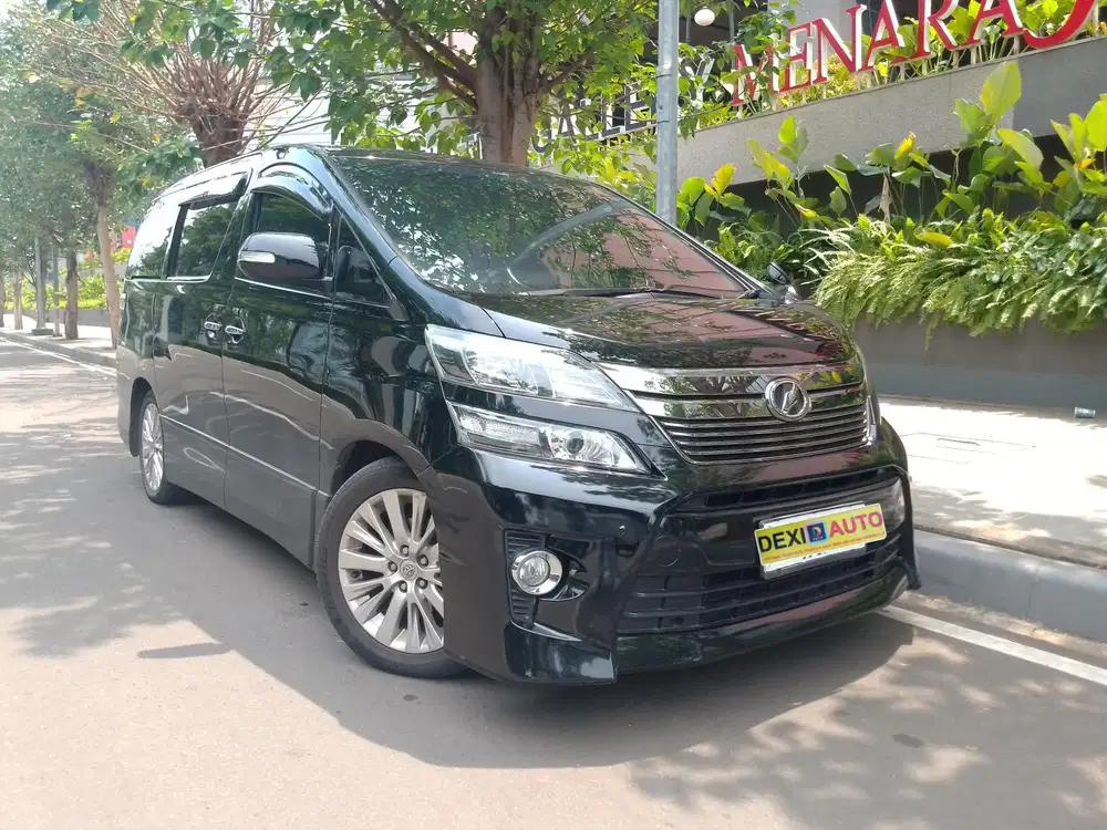 (KM70000)TOYOTA VELLFIRE ZG 2015 NIK 2014 ISTIMEWA KM RENDAH!!