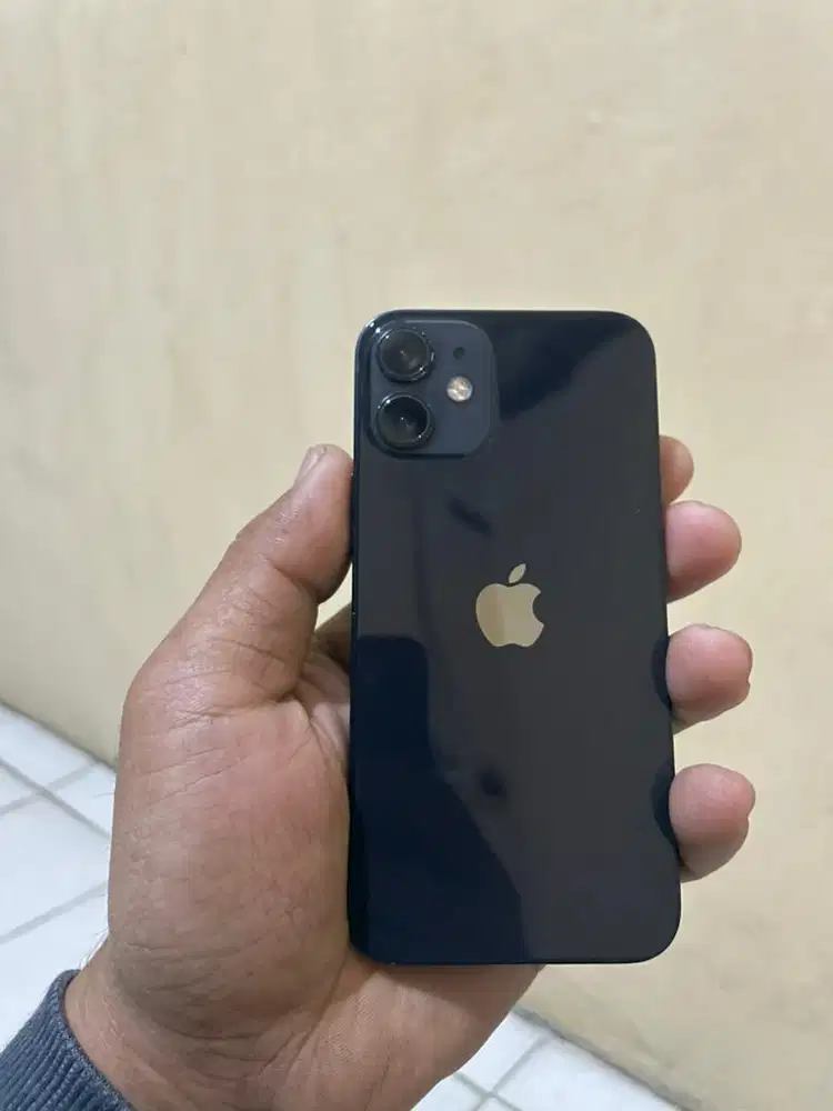 IPhone 12 mini 64gb hitam