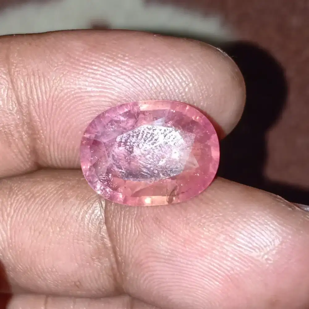 Natural pink sapphire