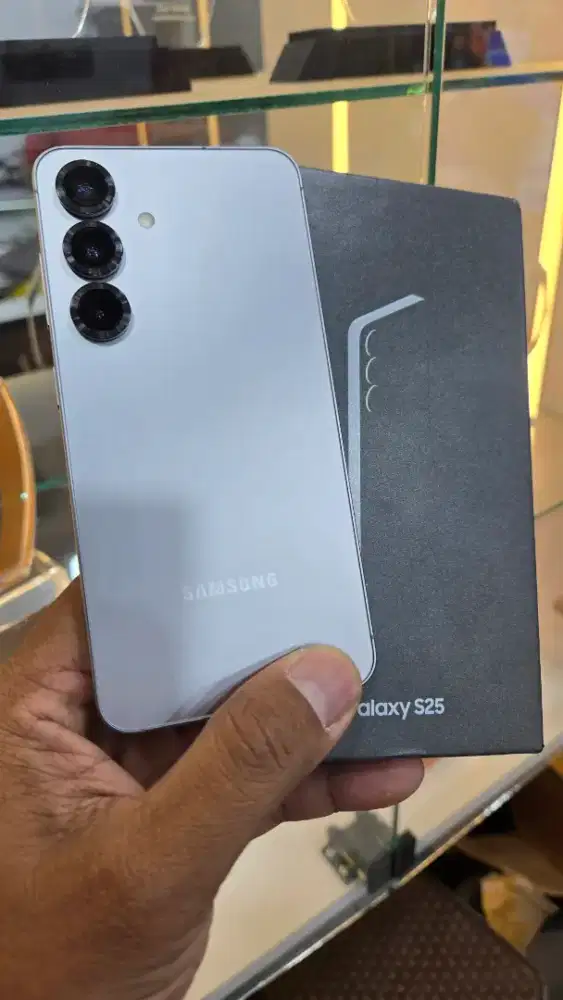 SAMSUNG S25 12/256GB Second Rasa BARU