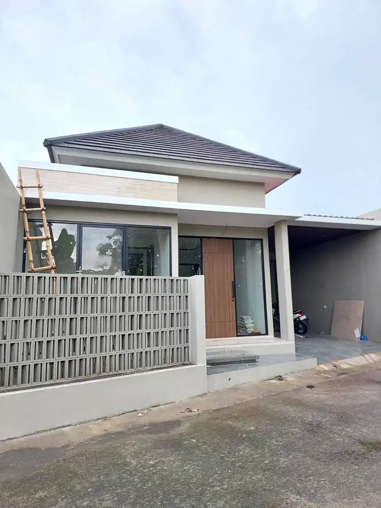 Rumah Baru Modern Minimalis di Purwomartani