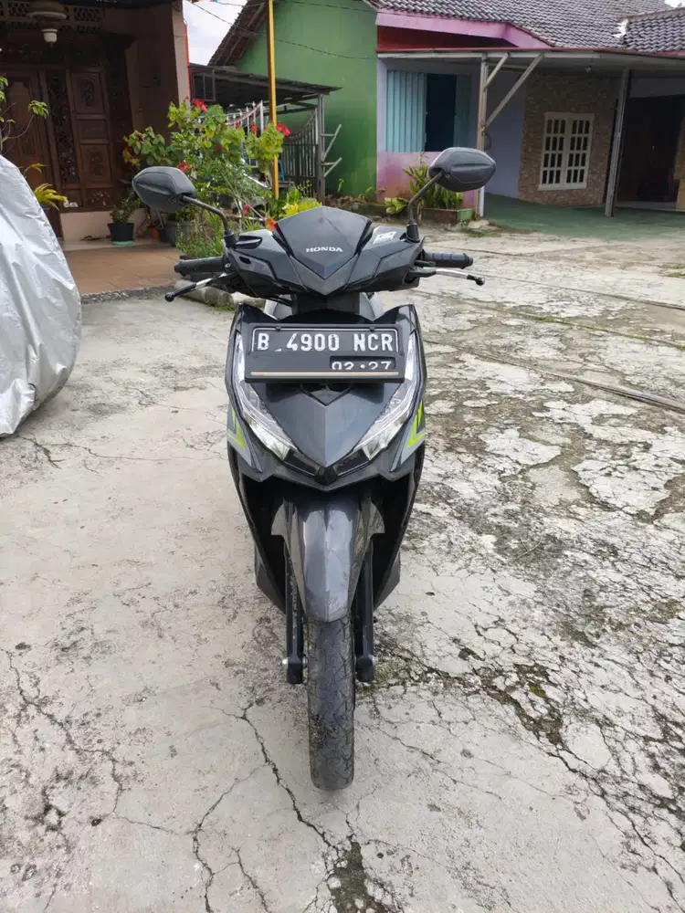 VARIO LED 125 2017 PAJAK HIDUP