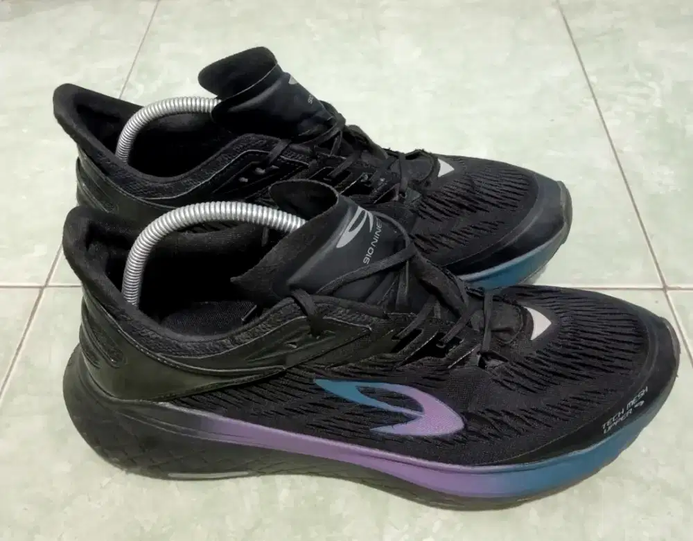 Sepatu Running Nineten Kanzaki 44