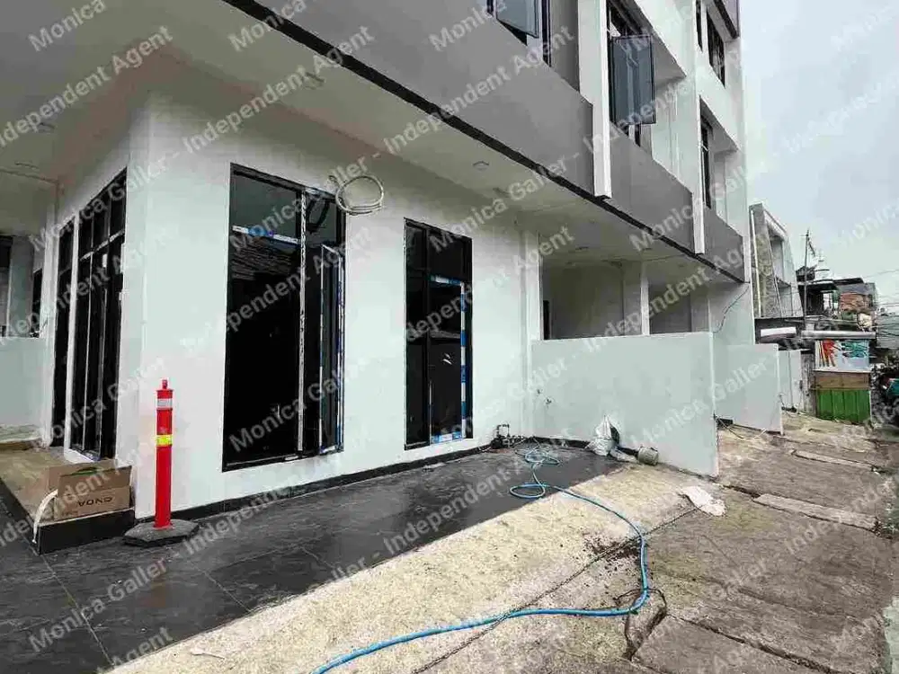 Ruko 3.5 Lantai Siap Huni Semi Furnished di Kemayoran