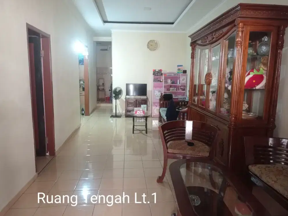 Rumah Komplek Antapani dekat terminal