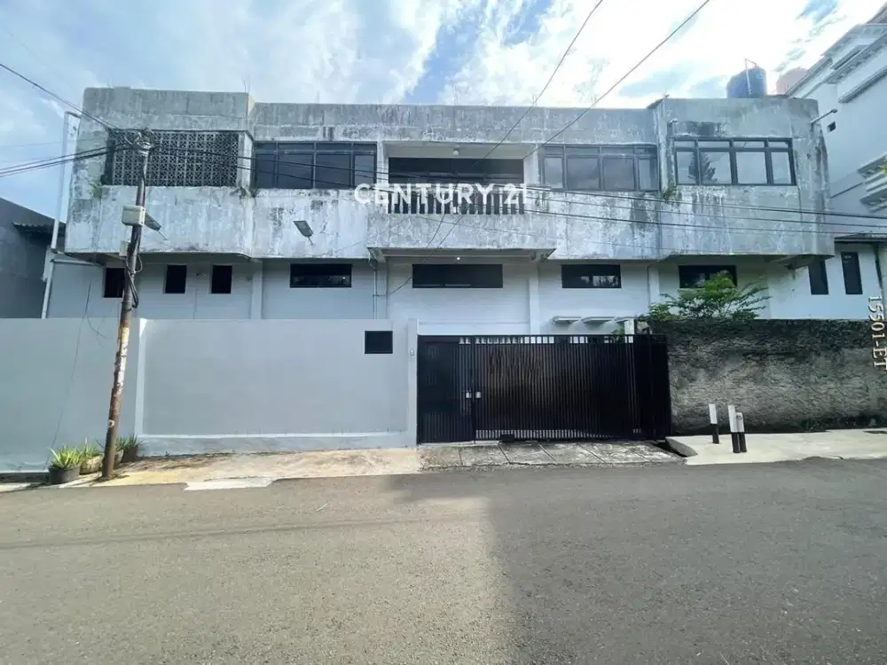 Dijual Tanah Ada Bangunannya Bisa Untuk Dibangun 4 Unit Rumah