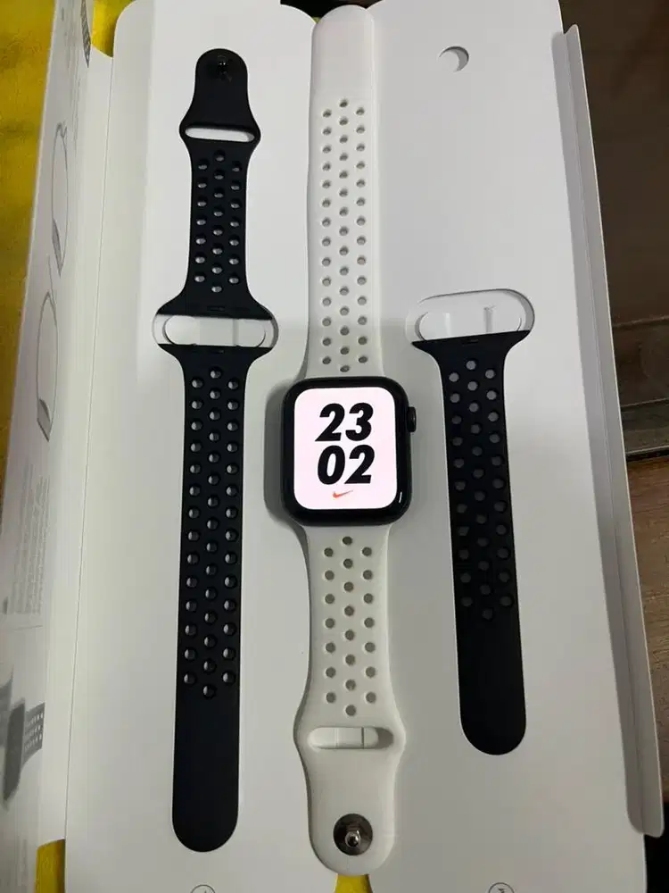 Apple Watch SE 44 mm Nike Black
