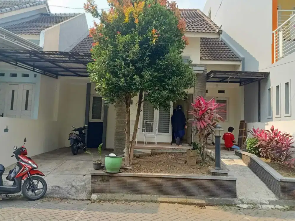 DISEWAKAN RUMAH BAGUS TERAWAT AREA SUHAT 7 MENIT KE KAMPUS BRAWIJAYA