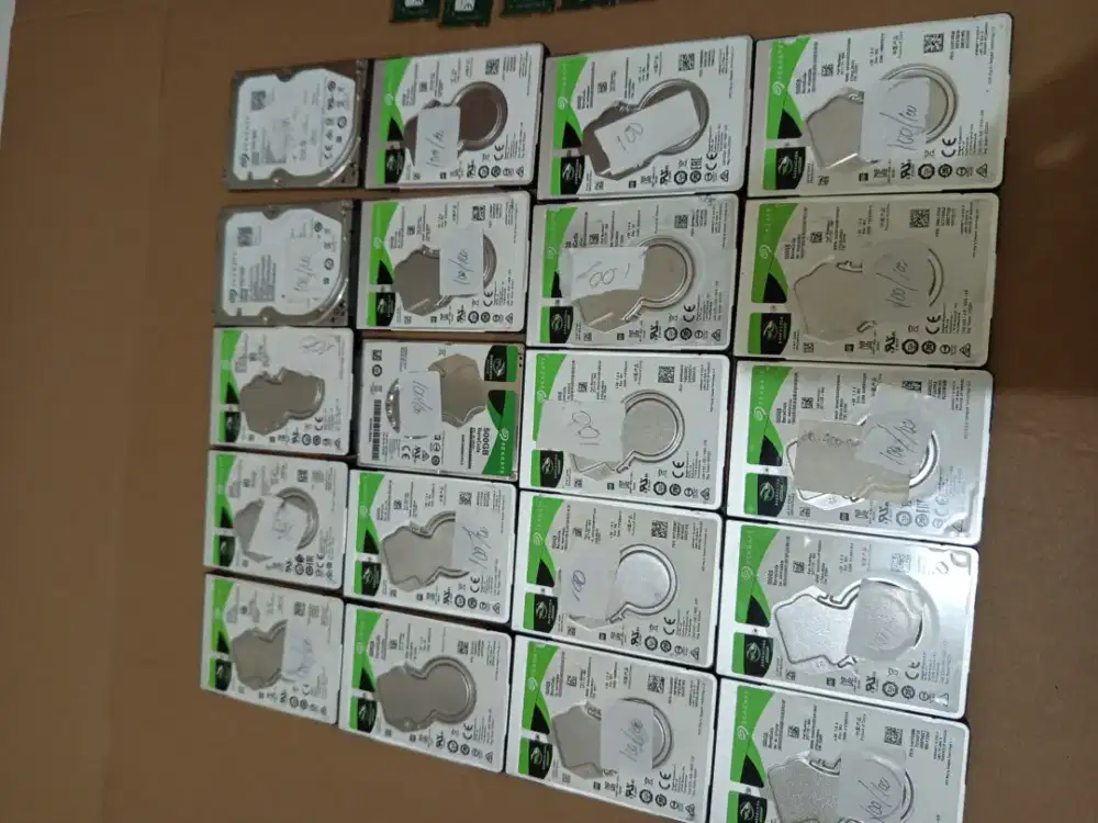 Jual beli aksesoris komputer/laptop bekas dan baru