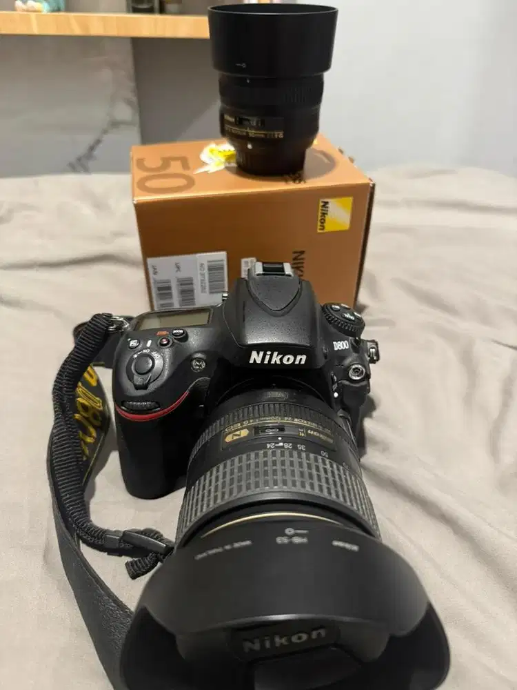 Nikon D800 + lens AF-S Nikkor 24-120mm F/4G + Lens AF-S Nikkor 50mm