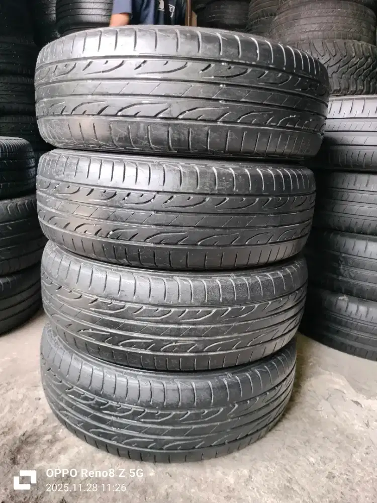 Jual ban copotan mrek Dunlop ukuran 195 65 R15 kond 85% 4pcs.