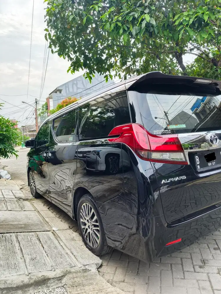 Km 76k asli Toyota Alphard G ATPM 2017 an pribadi, pemakaian pribadi