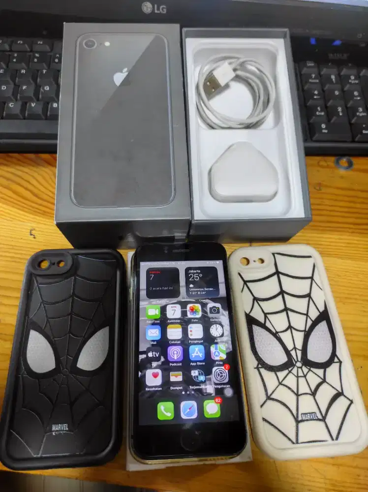 IP 8 64GB all operator