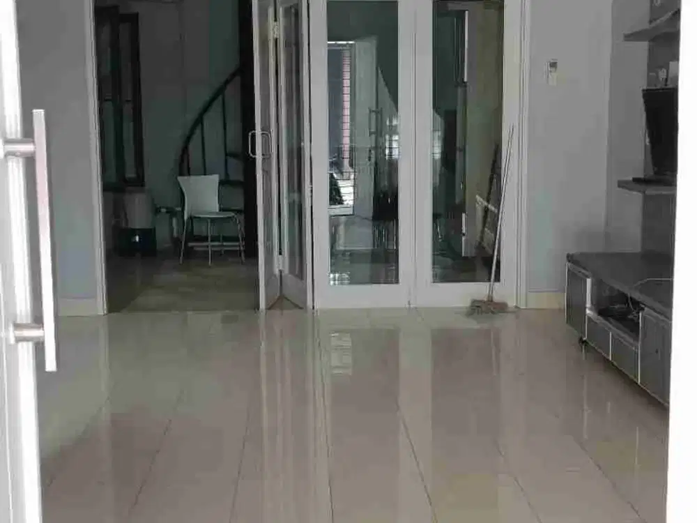 Rumah sewa Full Furnish, siap huni di cibubur
