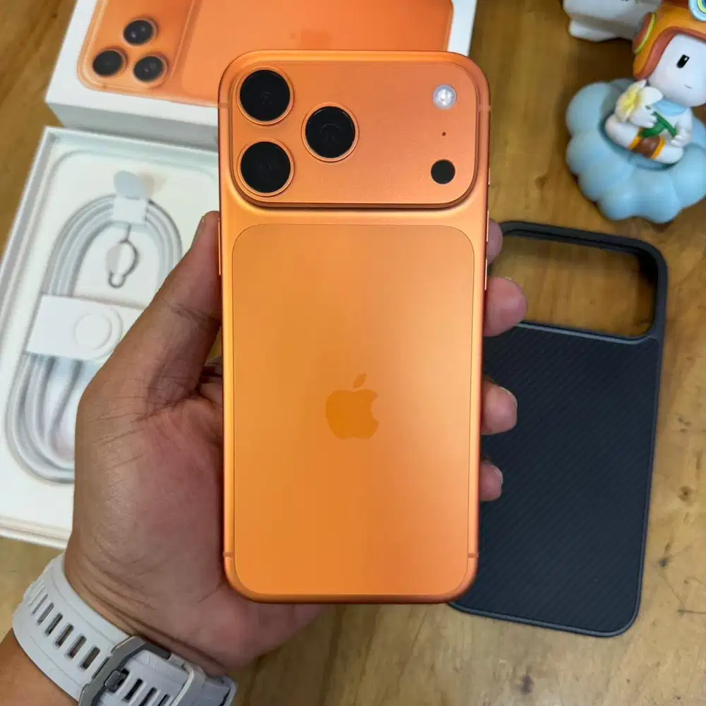 iPhone 17 pro max 256gb cosmic orange like new cc 5 Garansi resmi nov